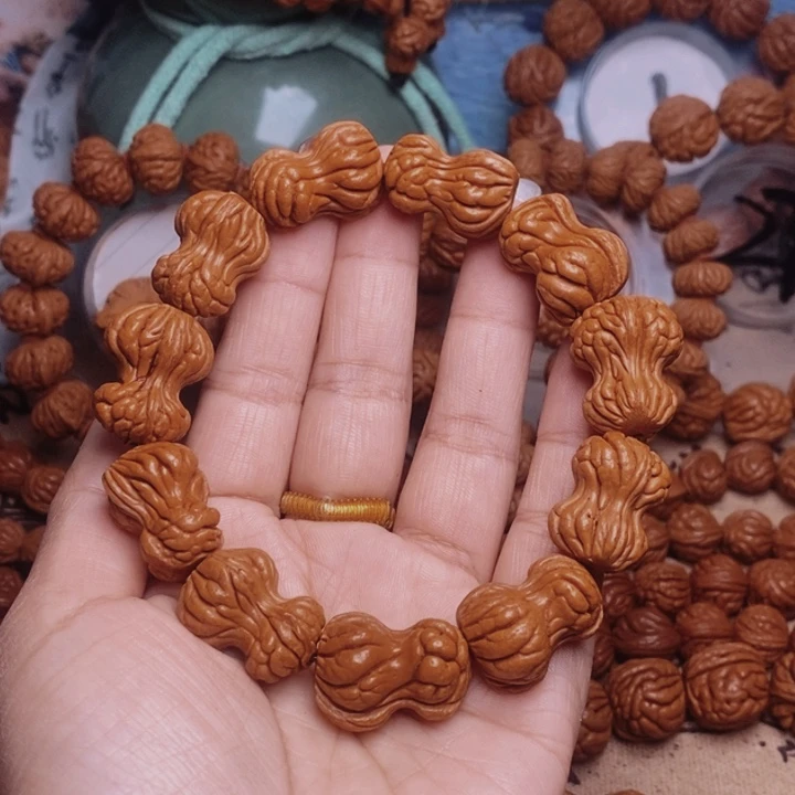 文玩核桃手串龙纹桃核