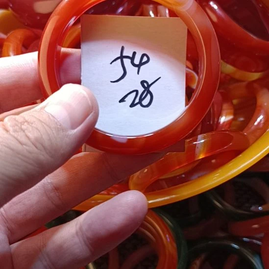 玛瑙/玉髓未镶嵌手镯