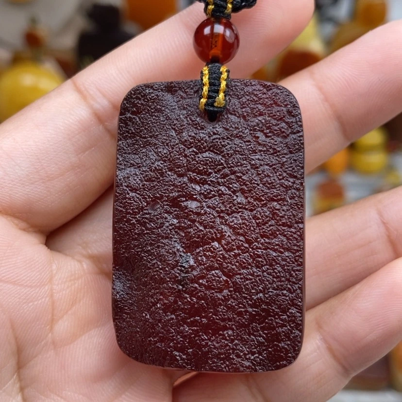 【闪购商品】琥珀颈饰未镶嵌