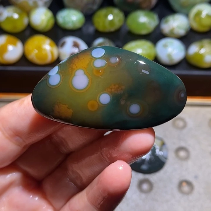 未镶嵌玛瑙/玉髓珠宝半成品74