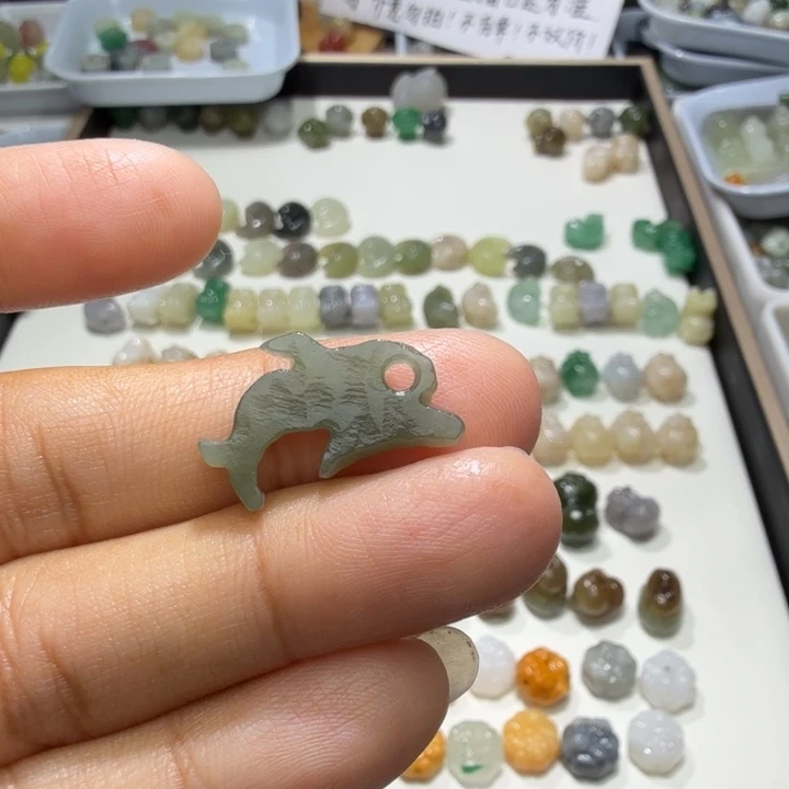 未镶嵌和田玉珠宝半成品