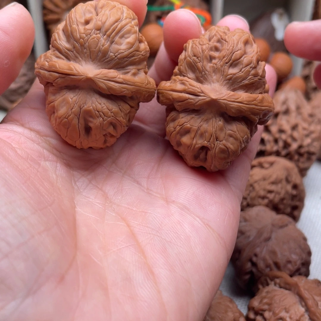 文玩核桃吊坠42元宝有修