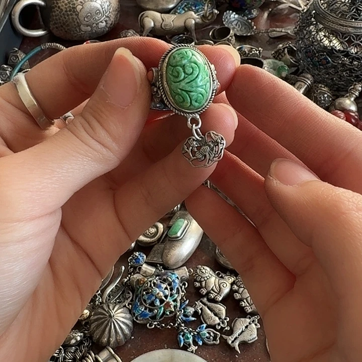 海***妇足银玻璃足银戒指一个