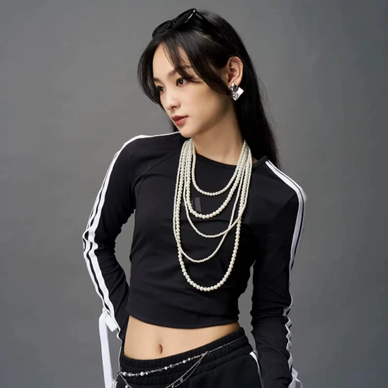 adidas阿迪达斯秋季新款三条纹系列修身运动休闲女长袖T恤 KG3862