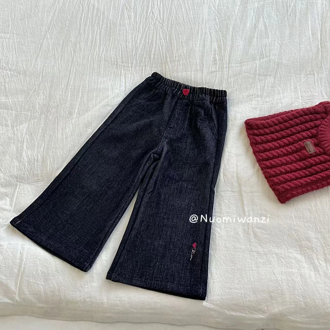 【现货】儿童百搭洋气净版爱心扣牛仔裤（秋款）WZJ-53157