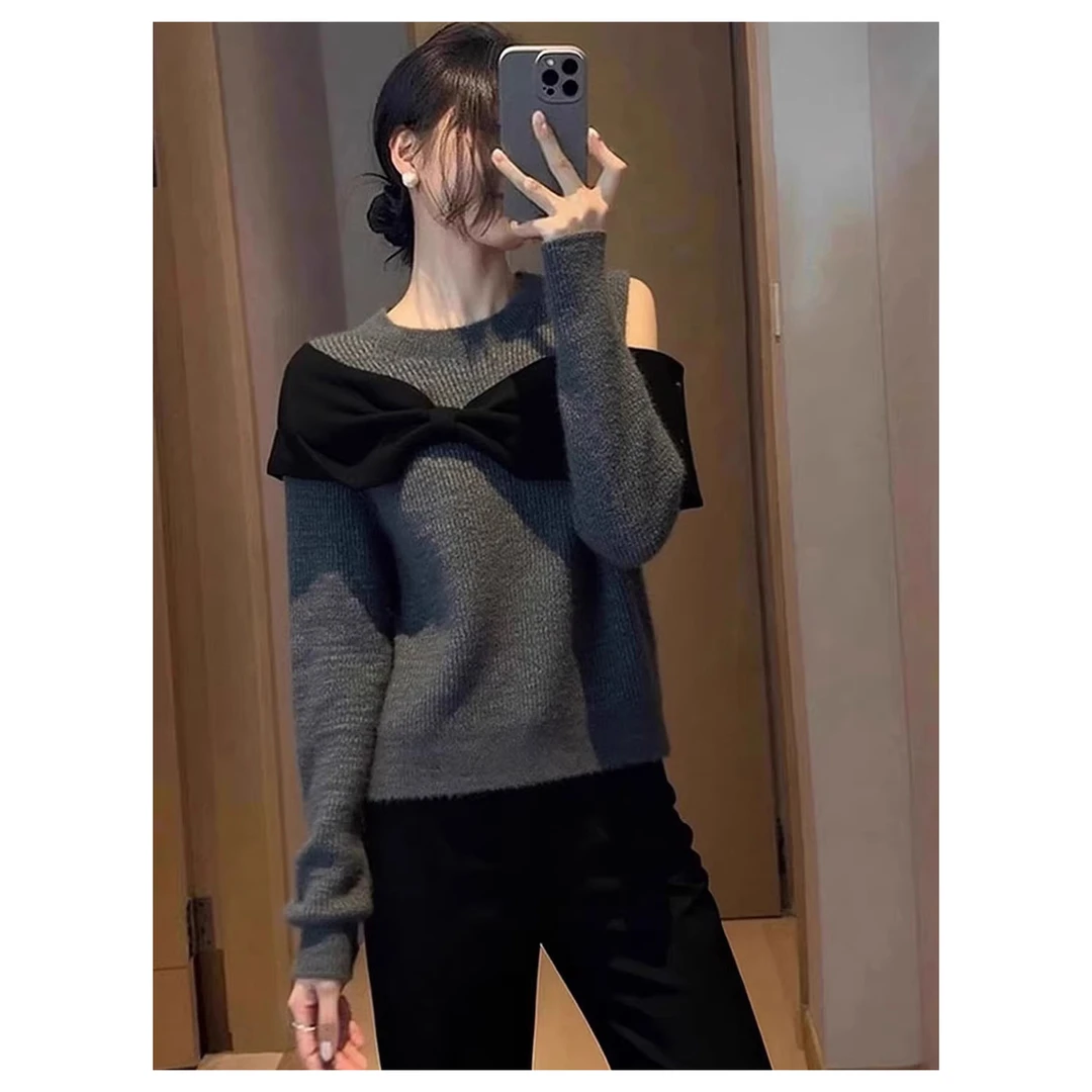 长袖圆领蝴蝶结露肩拼色灰色上衣女2025冬别致宽松舒适设计感毛衣