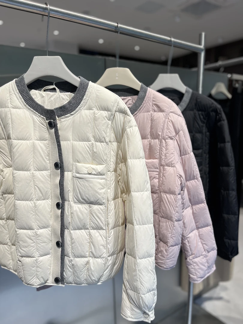 冬季新款韩版简约百搭圆领拼色设计感羽绒服外套【桃酥】