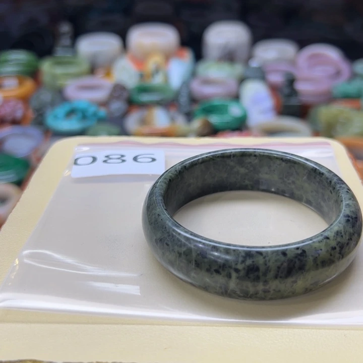 石英质玉手镯未镶嵌浅*086