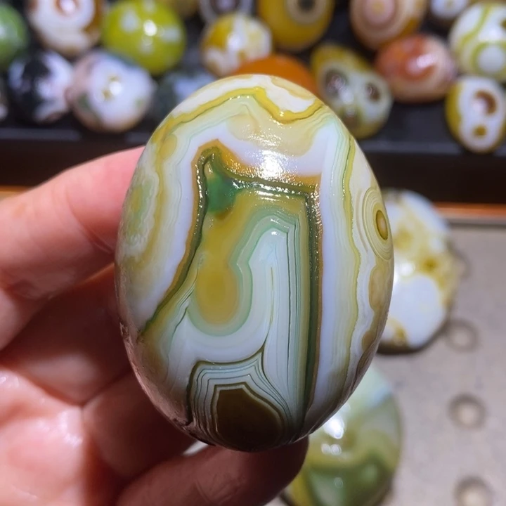未镶嵌玛瑙/玉髓珠宝半成品71
