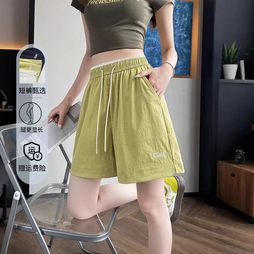 黄色短裤女夏季薄款2025爆款高腰宽松显瘦拼接撞色直筒四五分中裤