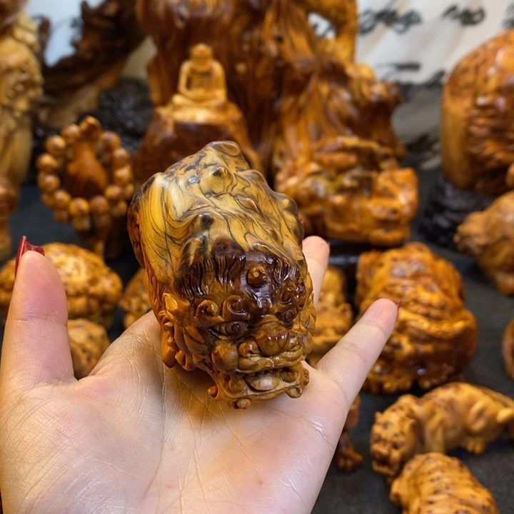 怒***时崖柏貔貅手把件手把件手把件