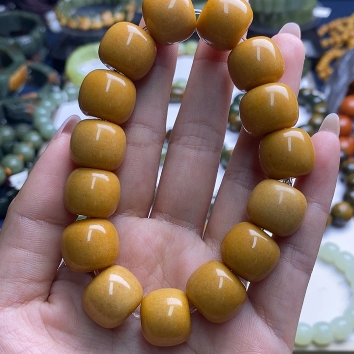 未镶嵌蛇纹石玉珠宝奇石老*