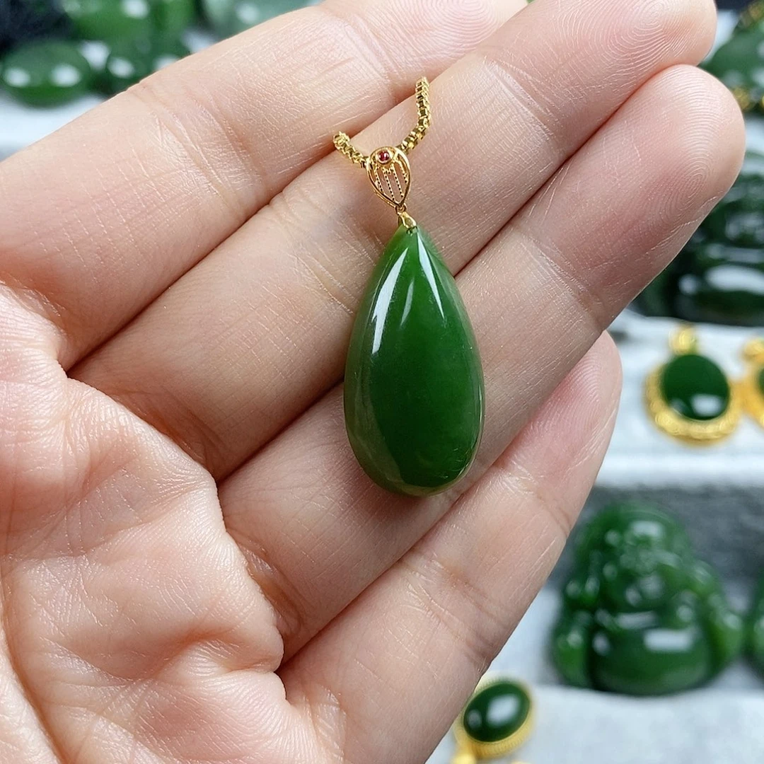 和田玉（碧玉）未镶嵌颈饰