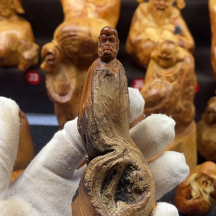 柏木（崖柏）达摩手把件