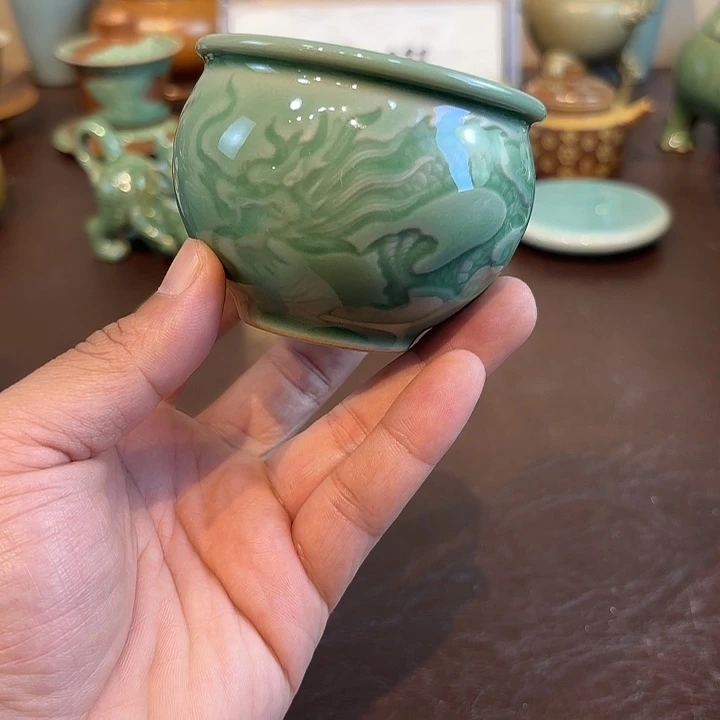 瓷片龙泉青瓷福利青瓷