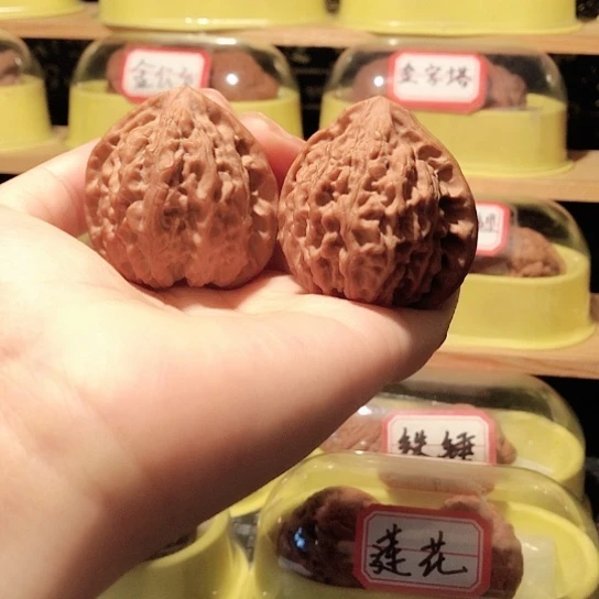 文玩核桃把件大金牛