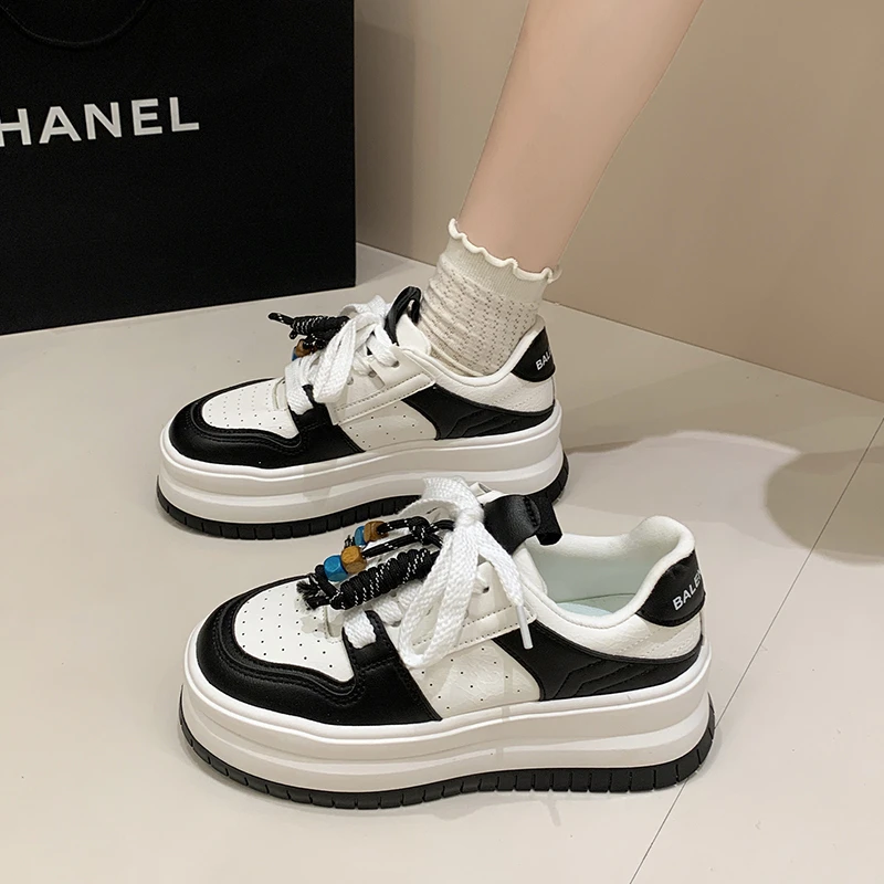 厚底小白鞋女2025秋季新款百搭轻便软底休闲运动鞋小个子增高单鞋