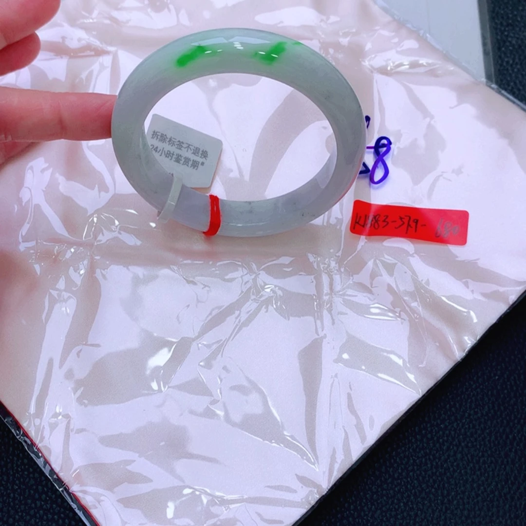未镶嵌手镯翡翠缅甸翡翠手镯