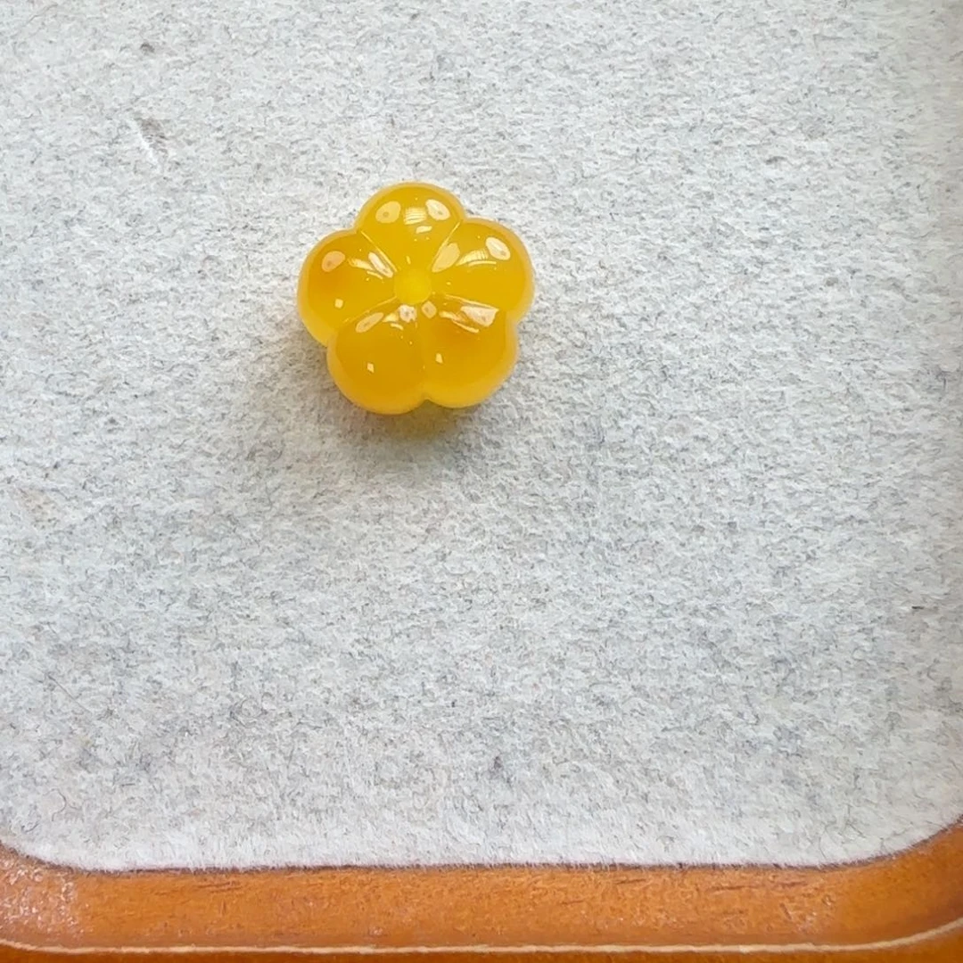 琥珀颈饰未镶嵌琥珀