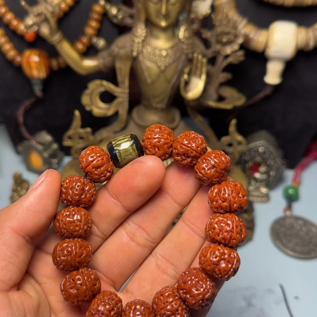 谈***衫格桑工艺坊直播间