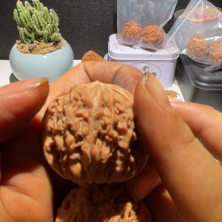 布***德吊坠文玩核桃38全品磨盘