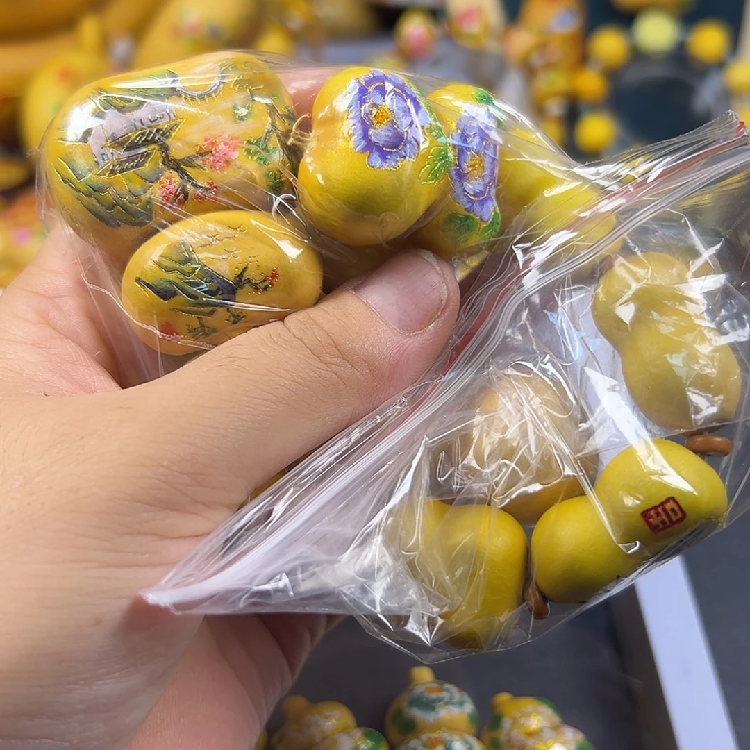 娜***丫铁合金木质山水，牡丹，字体工费