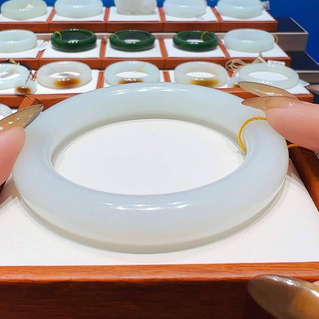 和田玉未镶嵌手镯羊脂白5859