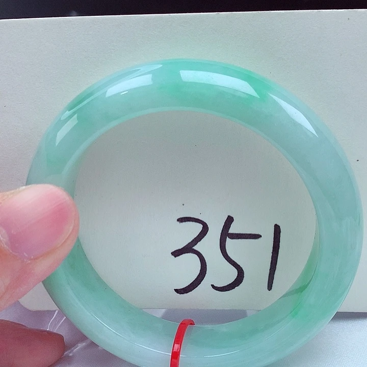 翡翠未镶嵌手镯翡翠