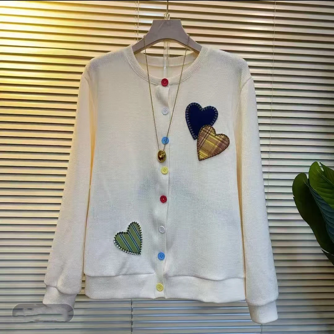 2166-2025年春季新款洋气起显瘦爱心彩扣百搭上衣
