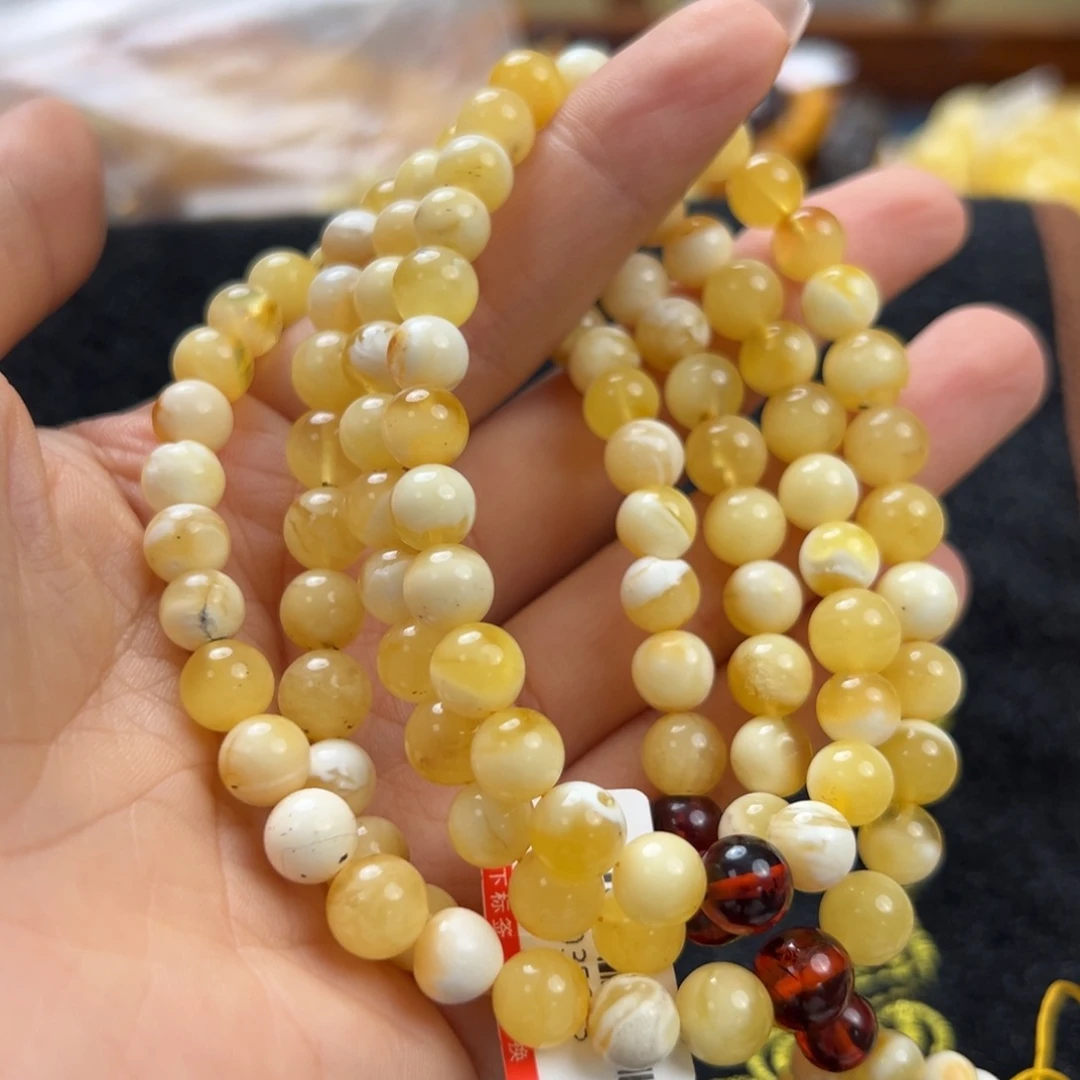 未镶嵌琥珀珠宝奇石