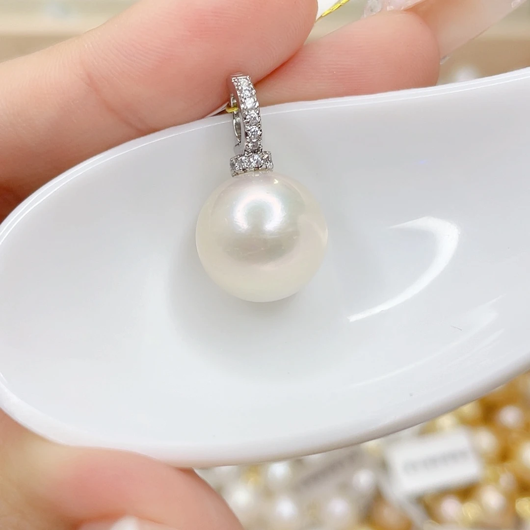 淡水珍珠合金吊坠(赠链)