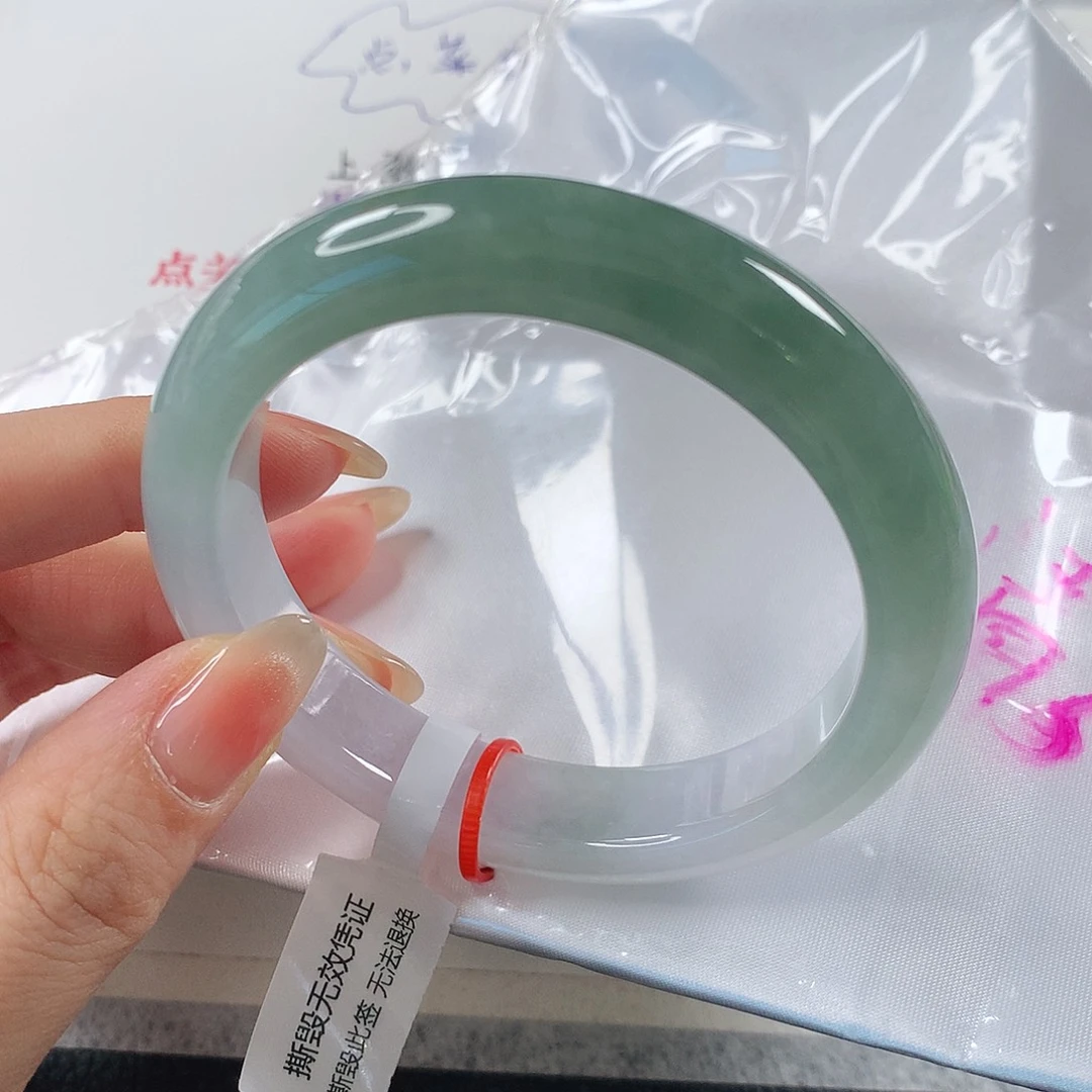 翡翠手镯未镶嵌 正圈 需包容①④⑨