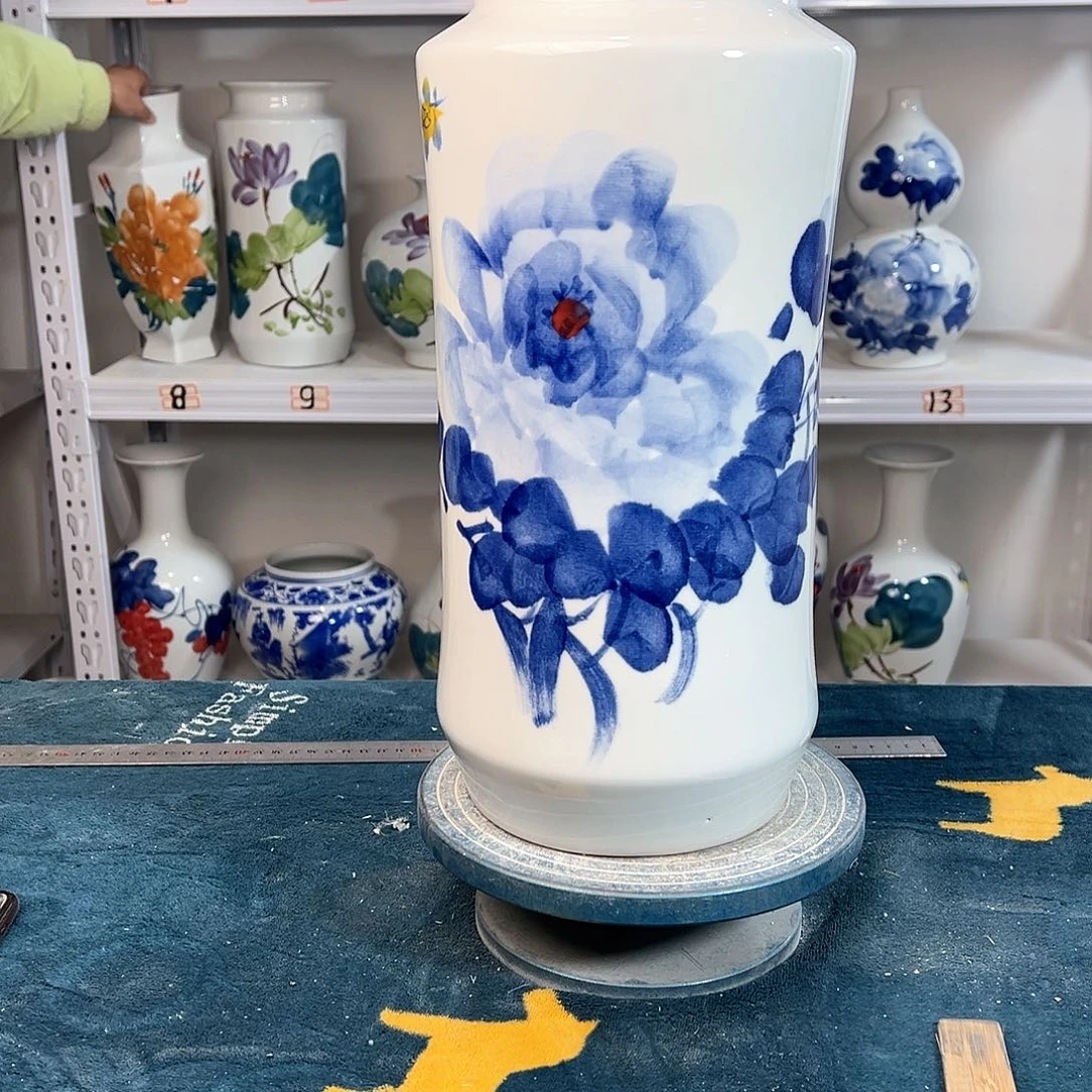 摆件景德镇陶瓷书青牡