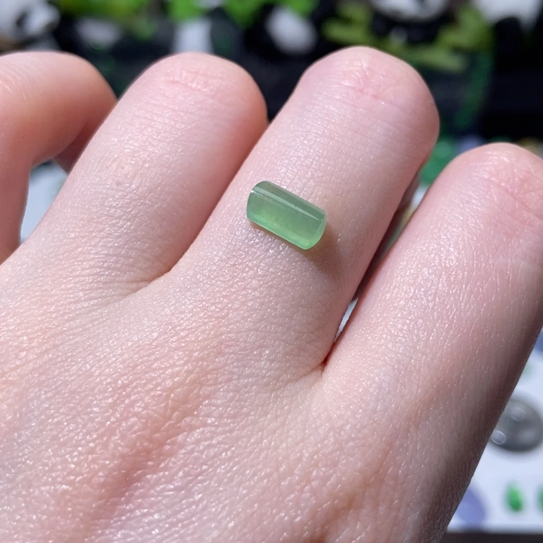 定制翡翠未镶嵌翡翠8/4.4/2.8