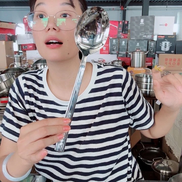 18-10不锈钢炒饭勺子