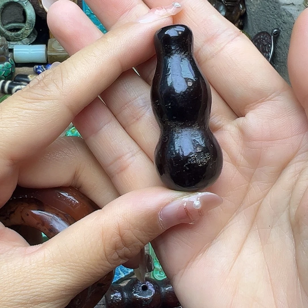 未镶嵌颈饰玛瑙/玉髓生**主