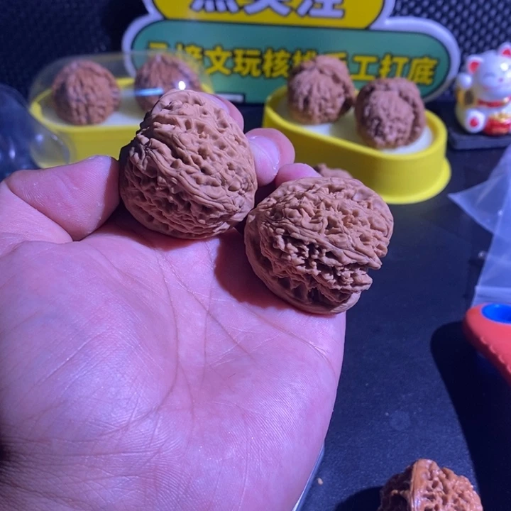 文玩核桃吊坠南疆石天使之翼