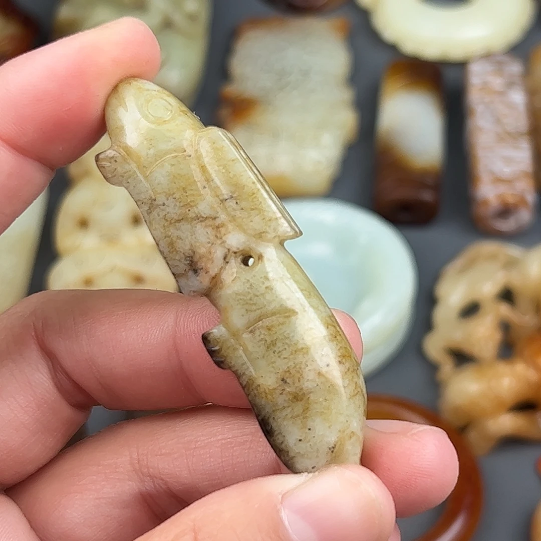 和田玉（糖玉）未镶嵌颈饰