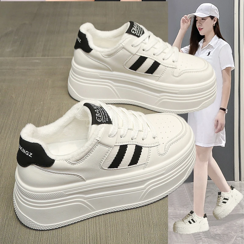 高级感加绒小白鞋厚底增高爆款板鞋女2025新款秋冬松糕运动休闲鞋