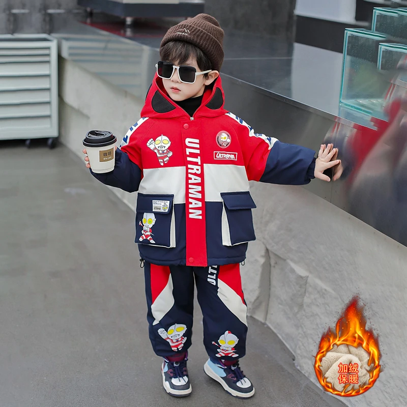 奥特曼衣服男童冬季加绒加厚套装2025新款洋气儿童保暖冲锋衣外套