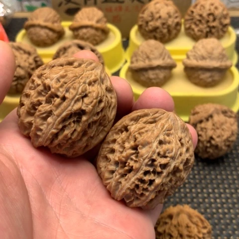 文玩核桃吊坠大*树哈哈哈哈