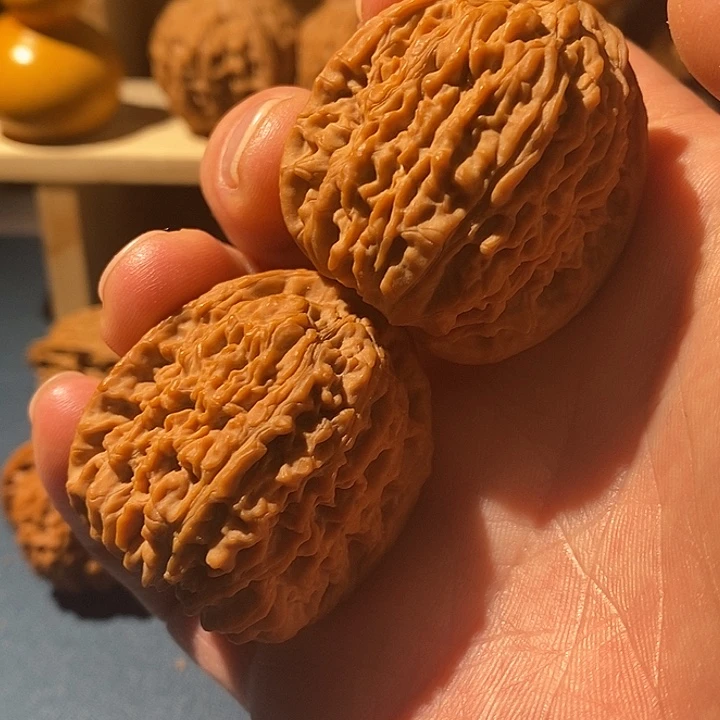 把件文玩核桃39尺南疆石