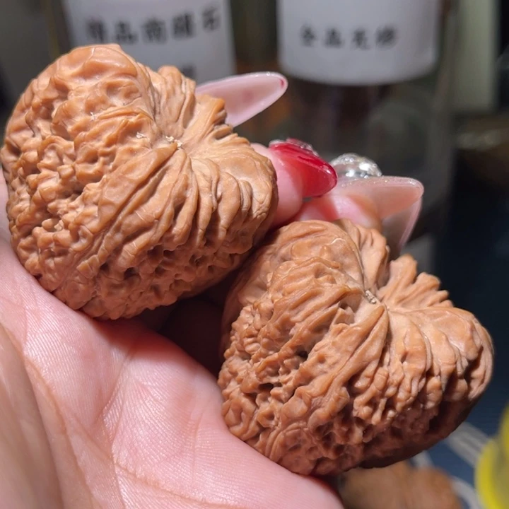 桃核把件             42