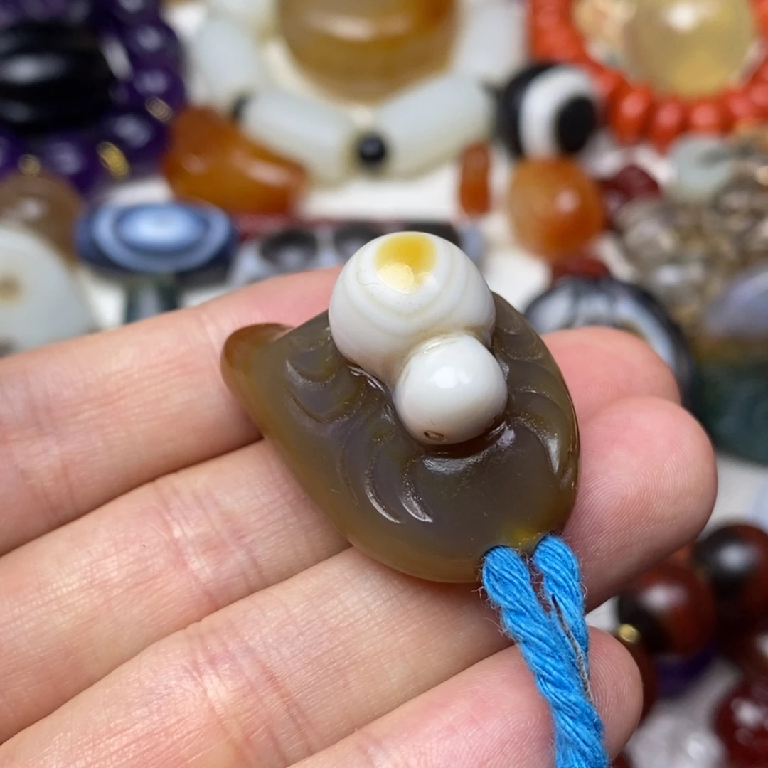 社***录玛瑙/玉髓未镶嵌颈饰