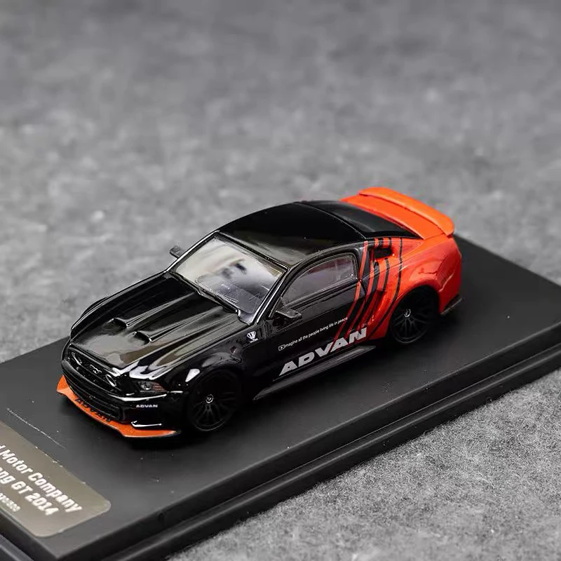 GDO DCM 1:64野马改装版Mustang 2014 ADVAN涂装合金汽车模型摆件
