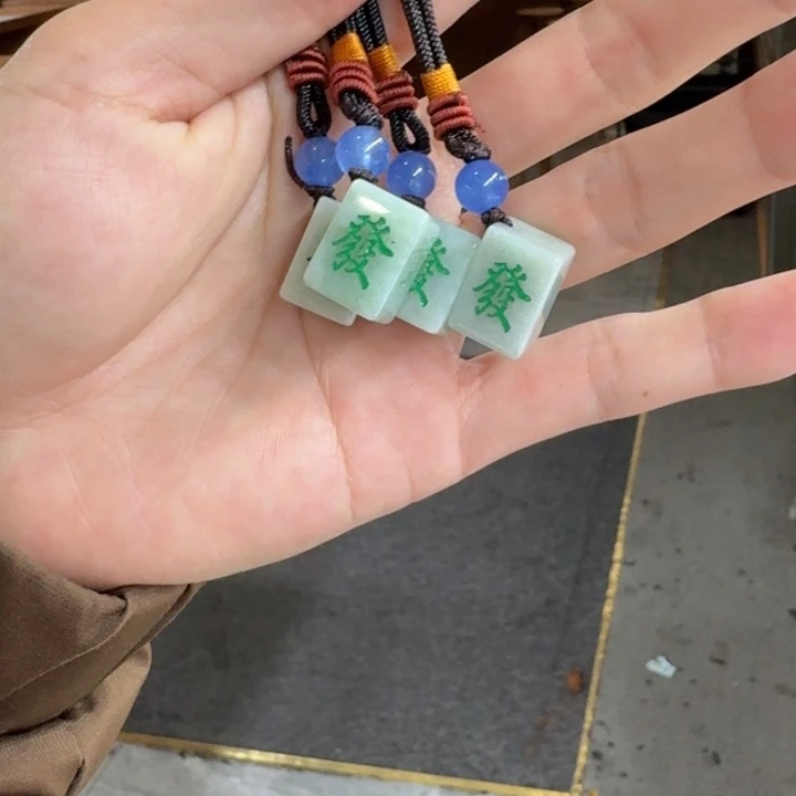 翡翠挂件未镶嵌纯天然缅甸翡翠A货买断多样性发一