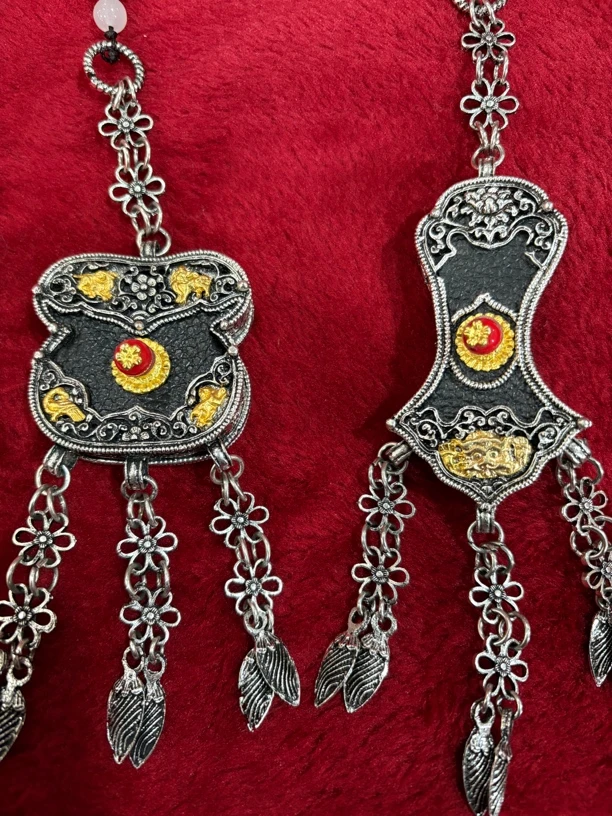 女士合金新款配饰