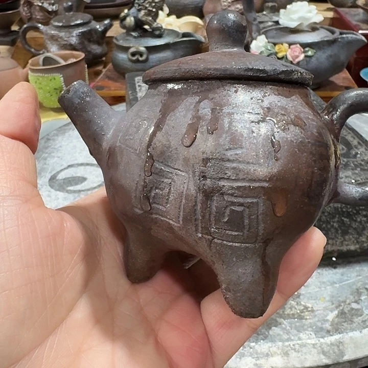 达***风主人杯一个，瓷。。。主人