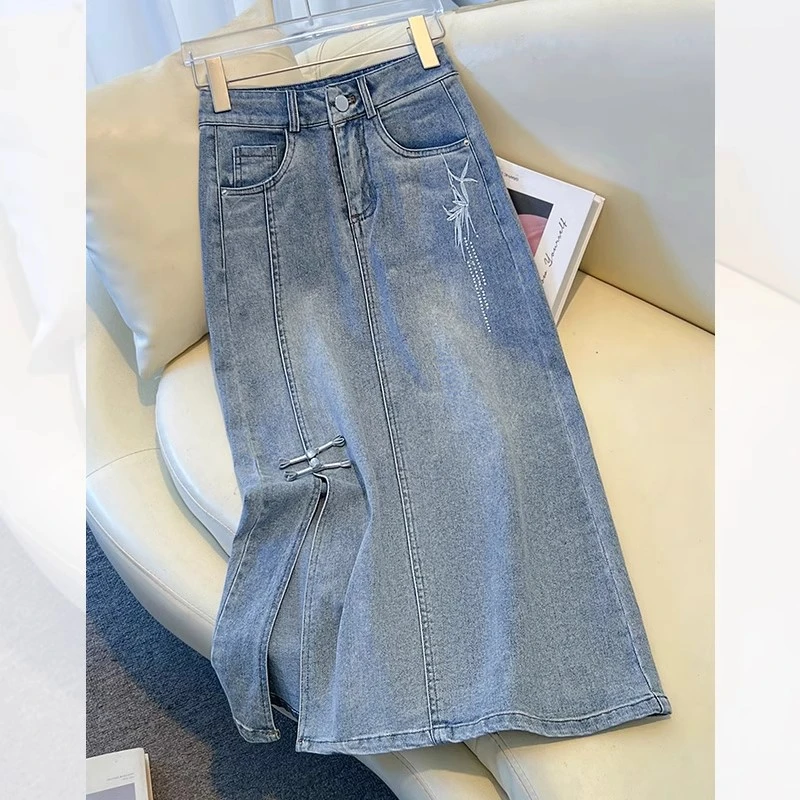 La babite新中式牛仔半身裙女夏季刺绣盘扣国风开叉中长款a字裙子