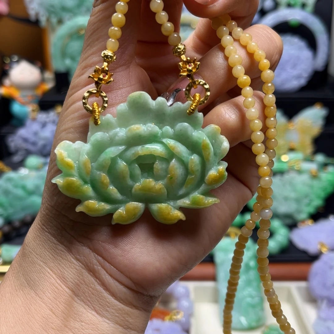 翡翠未镶嵌颈饰天然翡翠